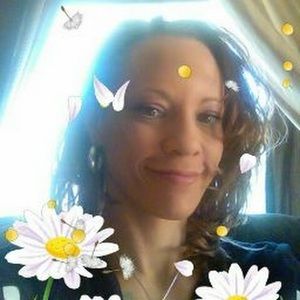 Meet your Posher, Monique